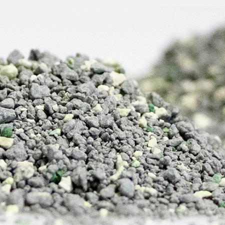 Mineral Cat Litter 3